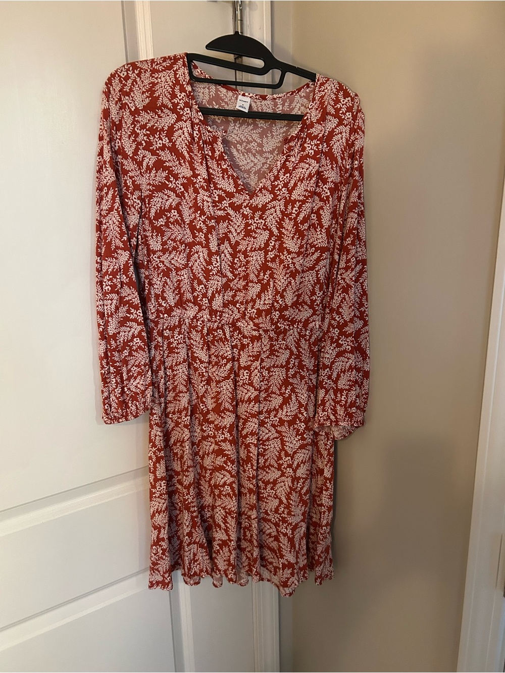 Rust Red Floral V-Neck Long Sleeve Casual Dress medium
